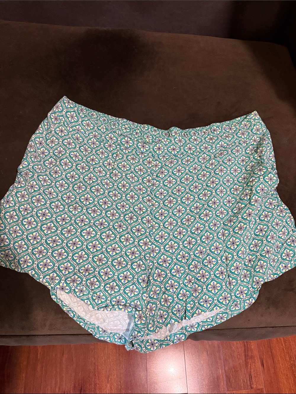 Old Navy Teal and White Patterned Women’s Shorts